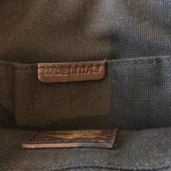 Classic Burberry Check Mini Tote - Picture 8 of 8